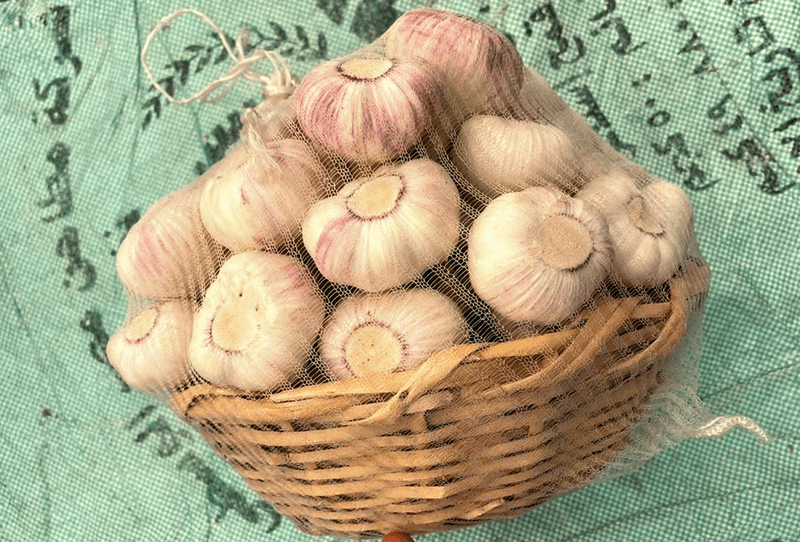 Fresh Red Garlic - Image 2